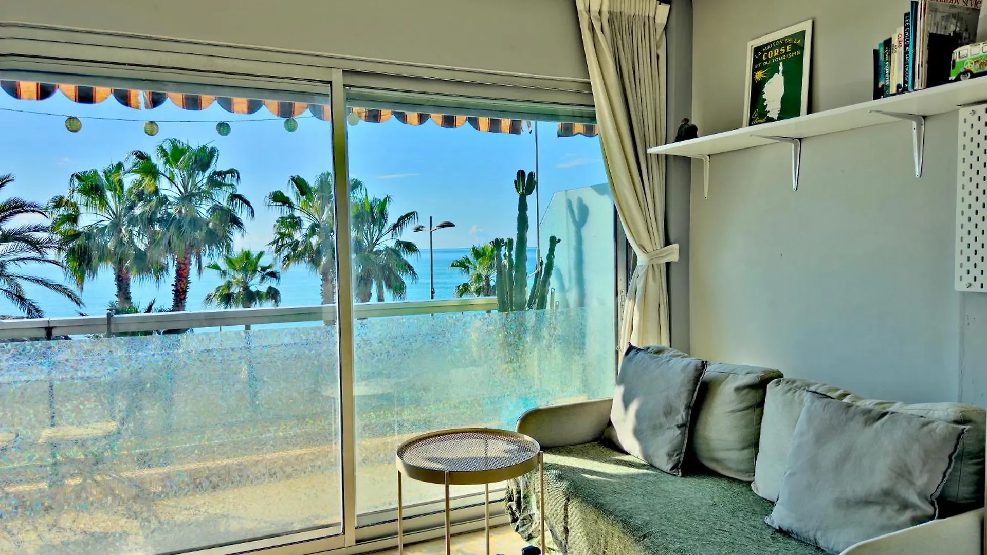 Panoramic Sea View Studio 24H Checkin Cagnes-sur-Mer 0*,  Frankrig