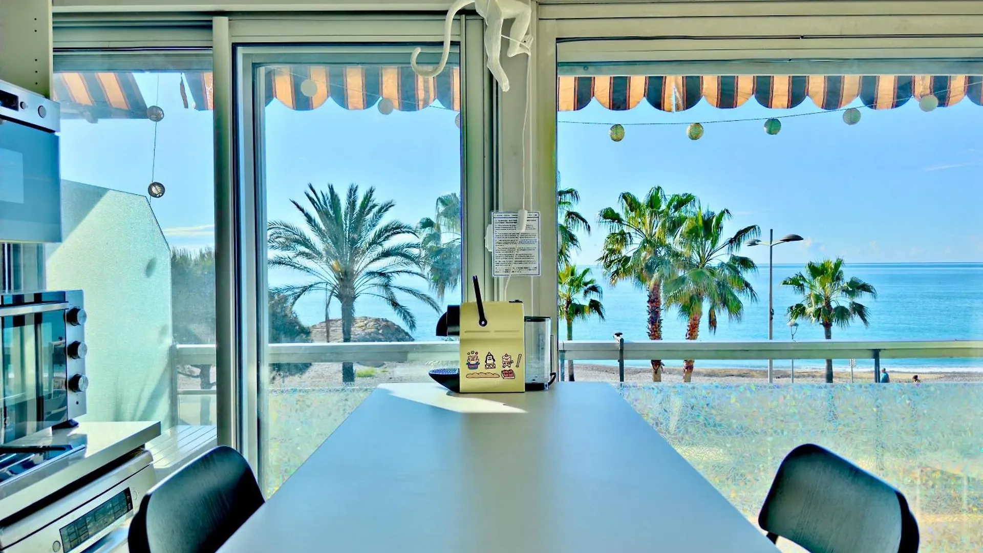 アパート Panoramic Sea View Studio 24H Checkin カーニュ・シュル・メール